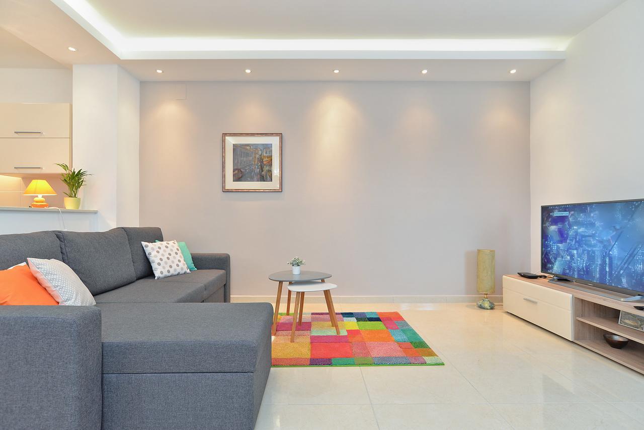 Apartments Olivera 1726 Pula Luaran gambar