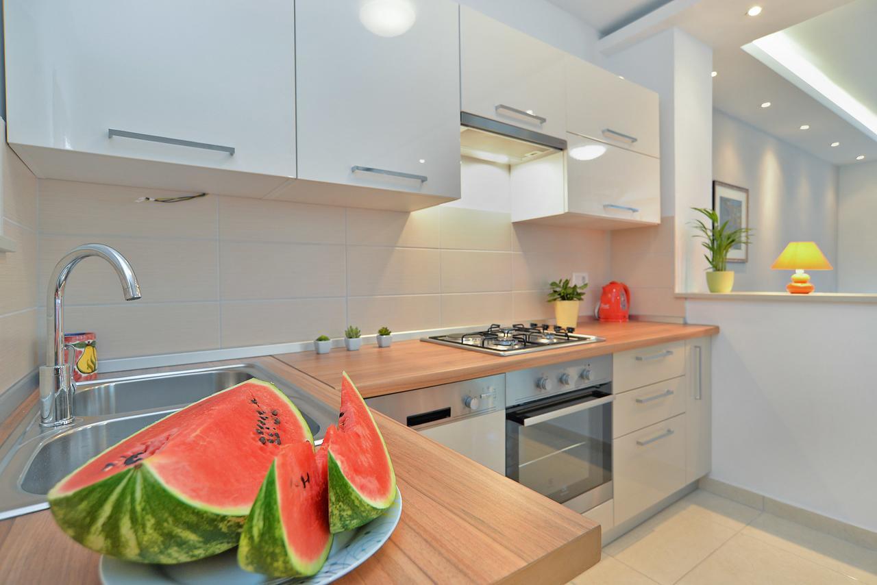 Apartments Olivera 1726 Pula Luaran gambar